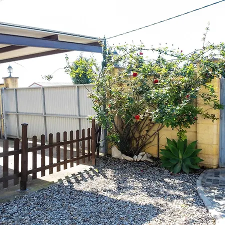 Chalet Acogedor Con Piscina Privada, Terraza Y Barbacoa, Ideal Para Familias Y Parejas - Es-180-124 Villa *